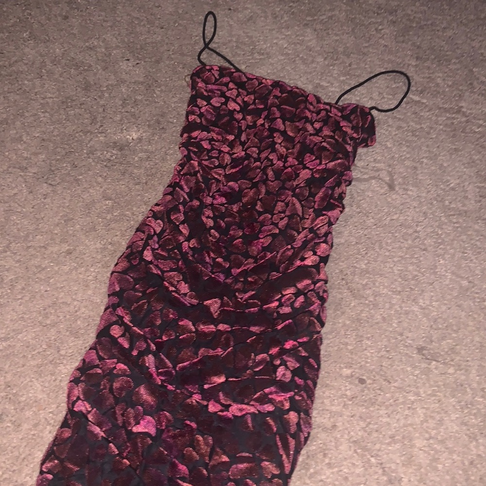 NWT Windsor bodycon velvet heart pattern dress